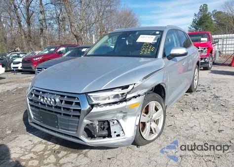 2018 Audi Q5 2.0T Premium/2.0T Tech Premium z USA, uszkodzony, nr VIN WA1ANAFY6J2196373